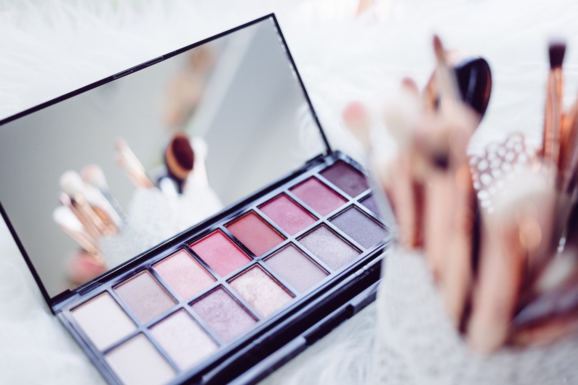 eyeshadow makeup business